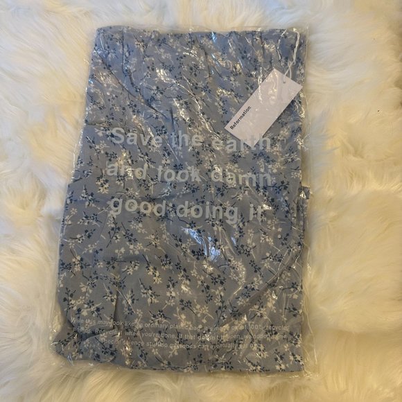 💝ONLY ONE!💝Reformation Tanis Dress in Brooke - Picture 6 of 14